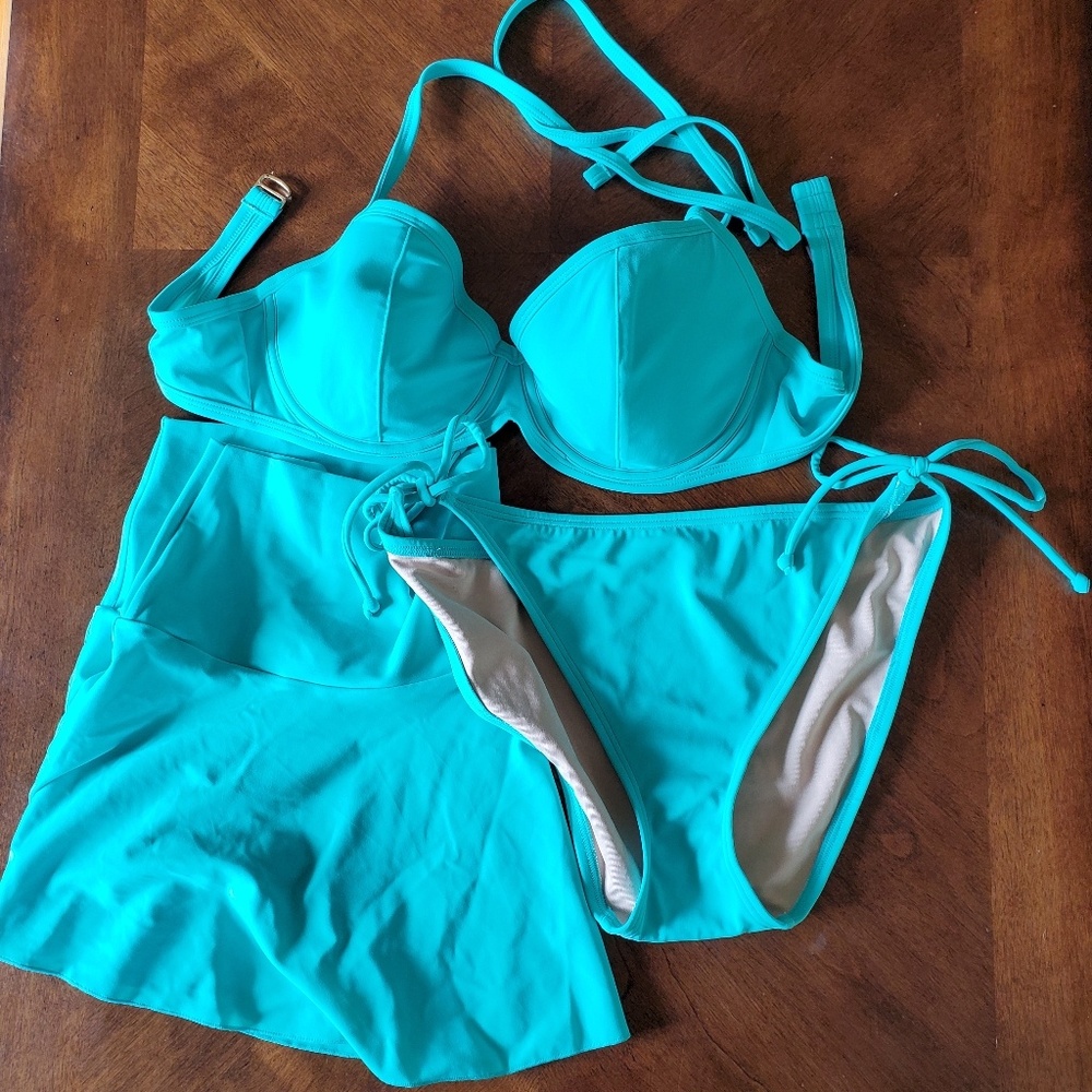 Victoria's Secret teal/green swim set
